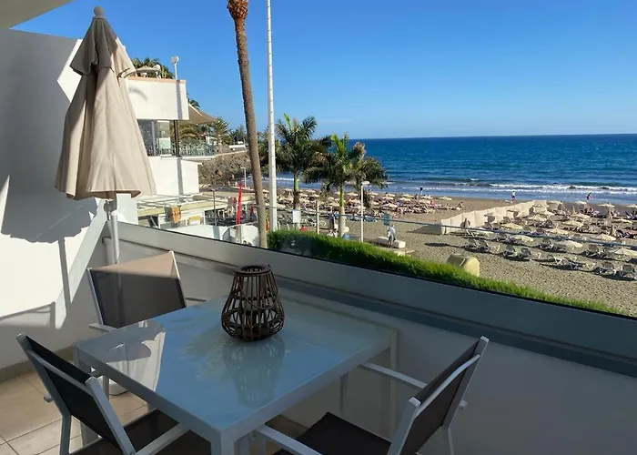 Front Sea View Nasas *