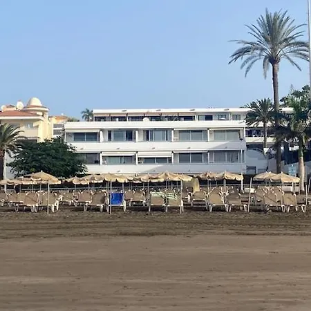 Apartment Front Sea View Nasas