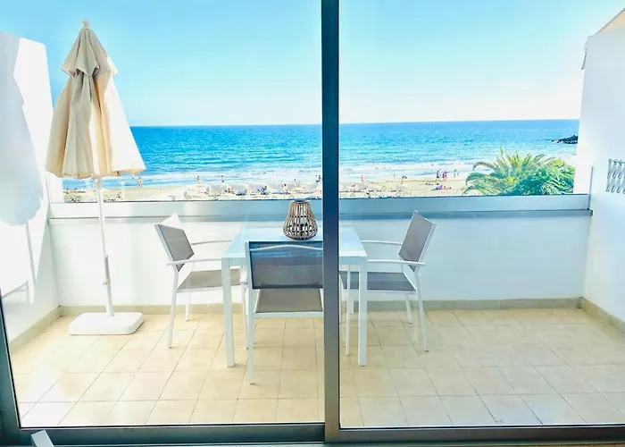 Front Sea View Nasas 14 *